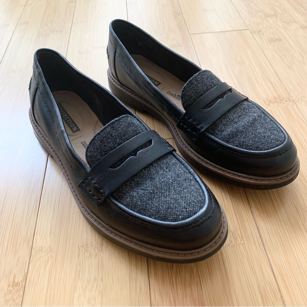 Like New! Clarks Raisie Eletta Black Leather & Gray Tweed Penny Loafer, Size 7 - Picture 13 of 14